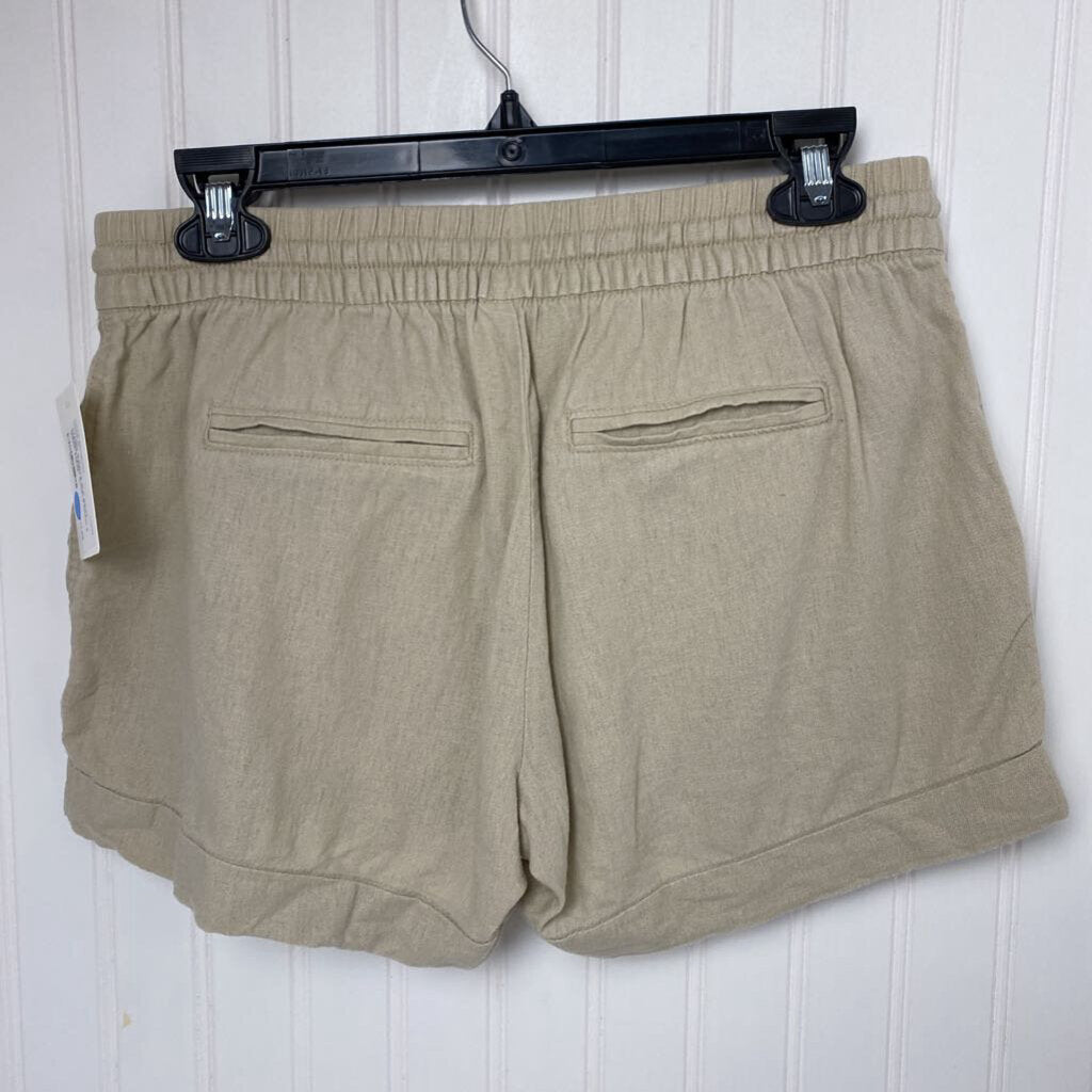 CUFFED LINEN SHORTS