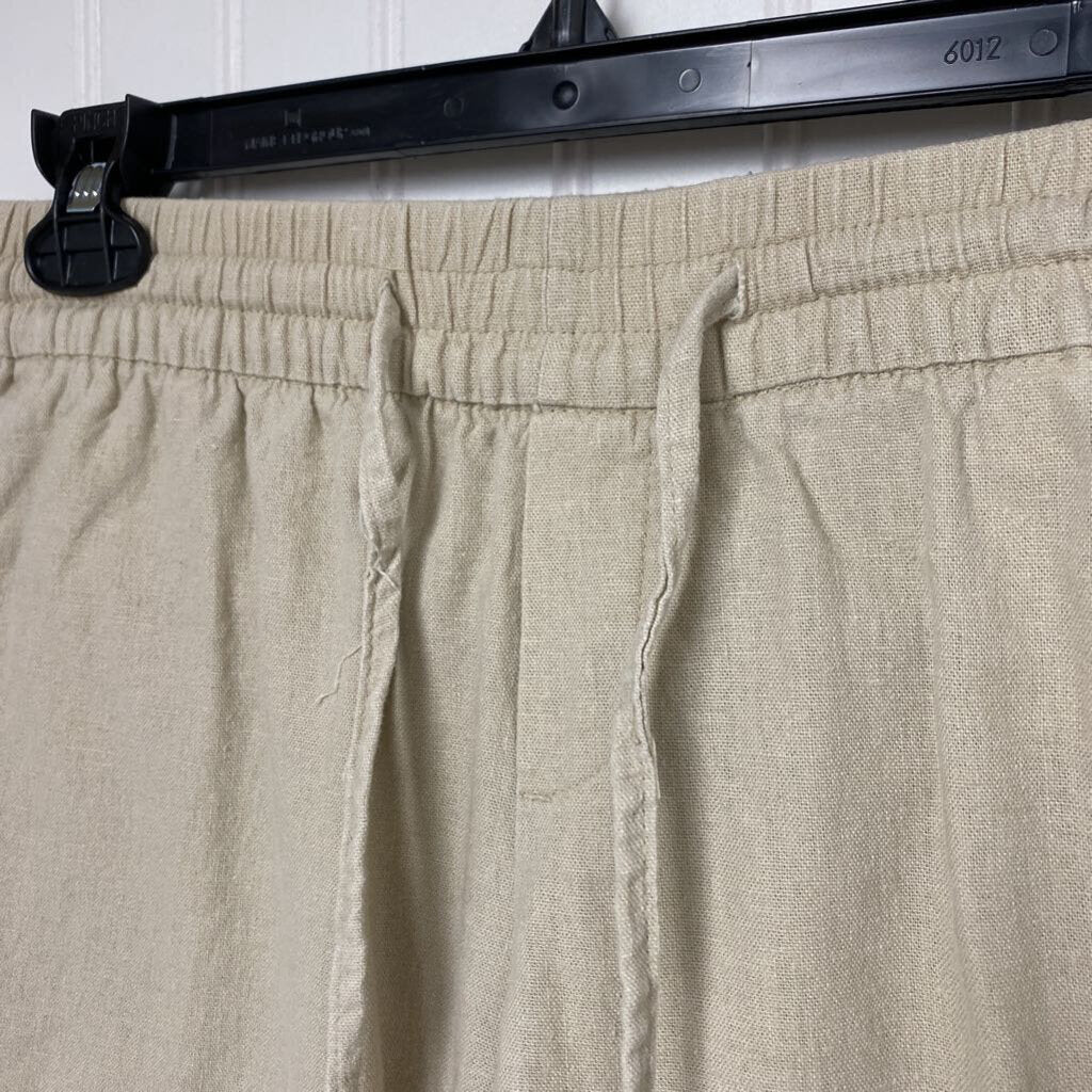CUFFED LINEN SHORTS
