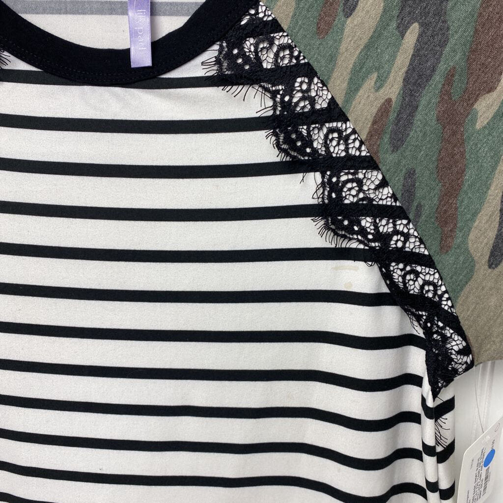 *CAMO AND STRIPE WITH LACE