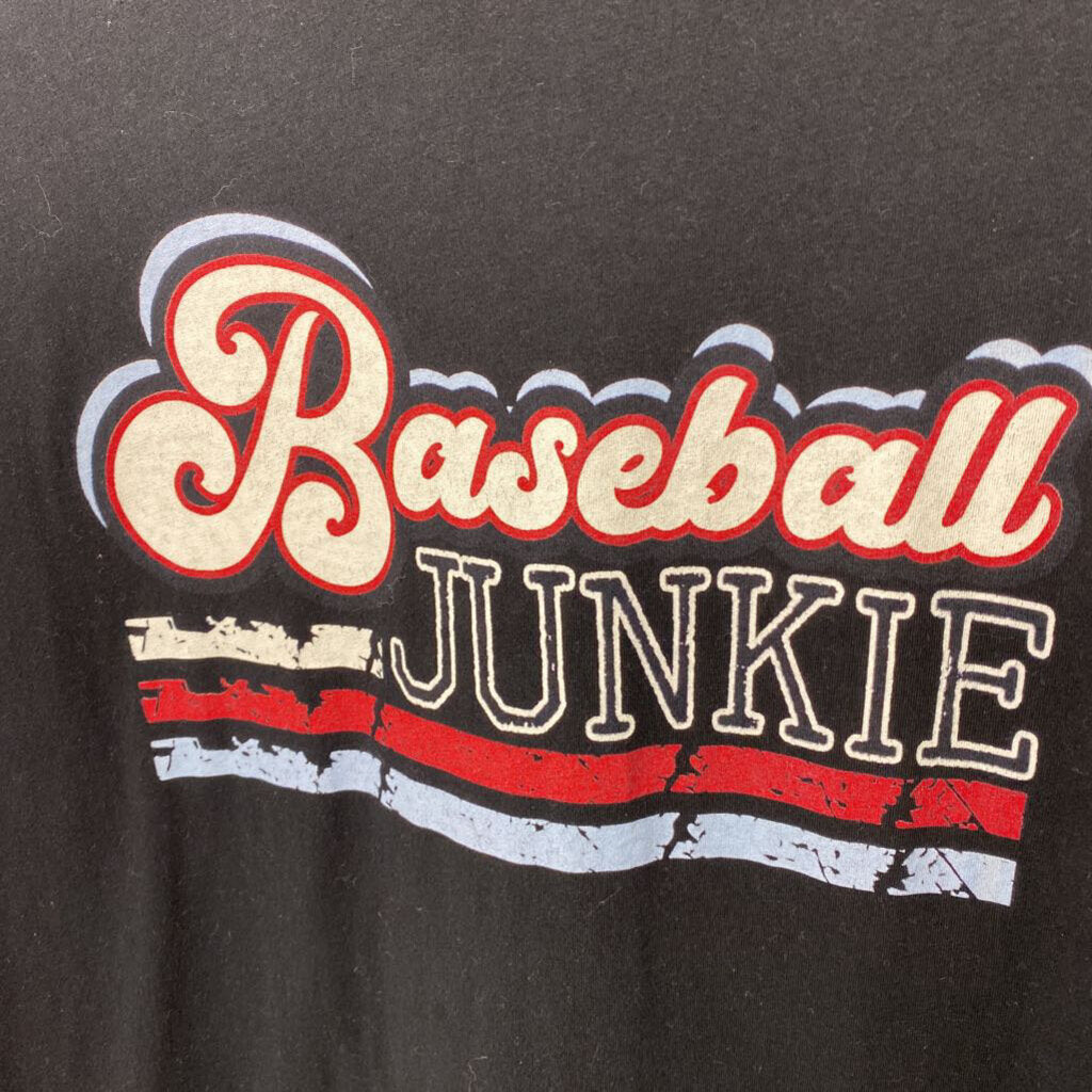 *"BASEBALL JUNKIE" GRAHIC TEE