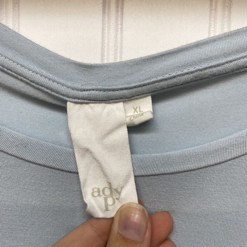 BASIC BLUE SHIRT