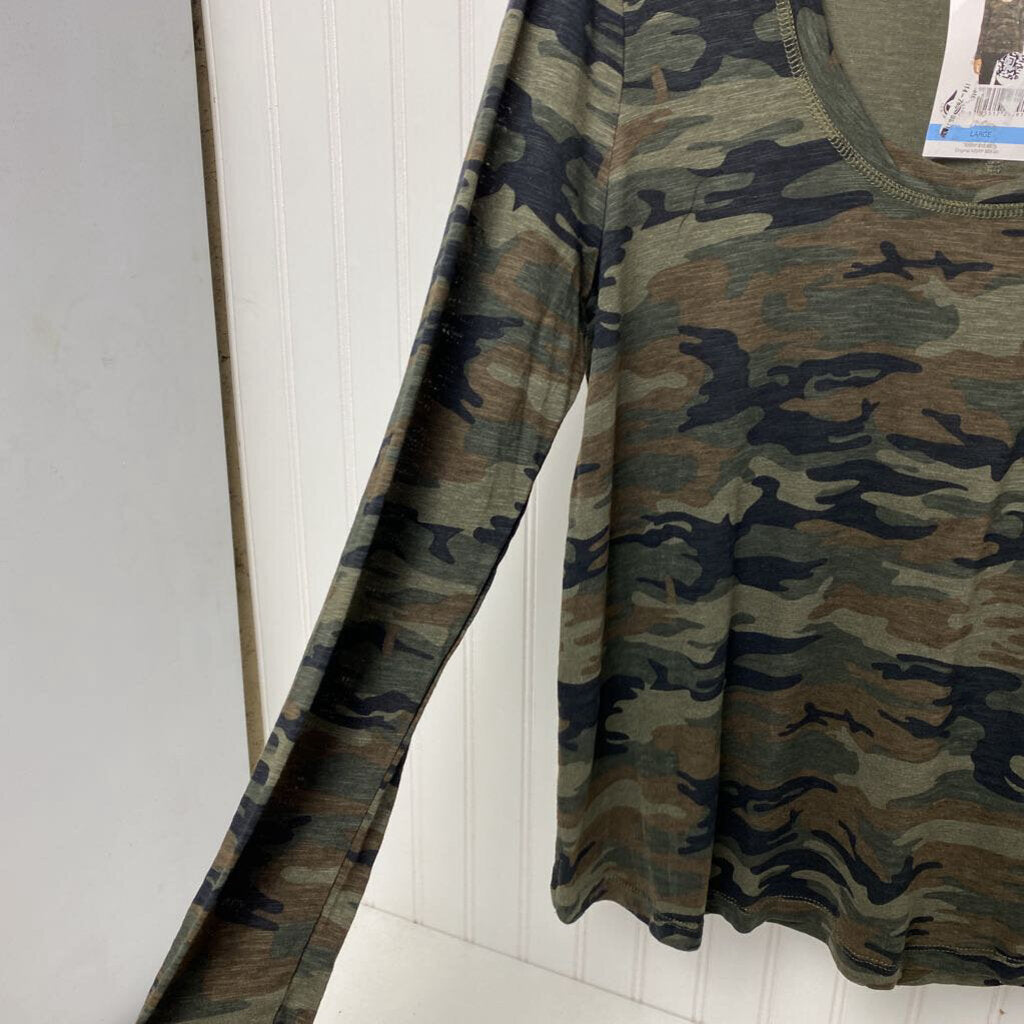 *BASIC STANDARD CAMO SHIRT WITH POCKET