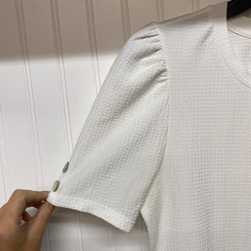 WHITE BASIC TOP