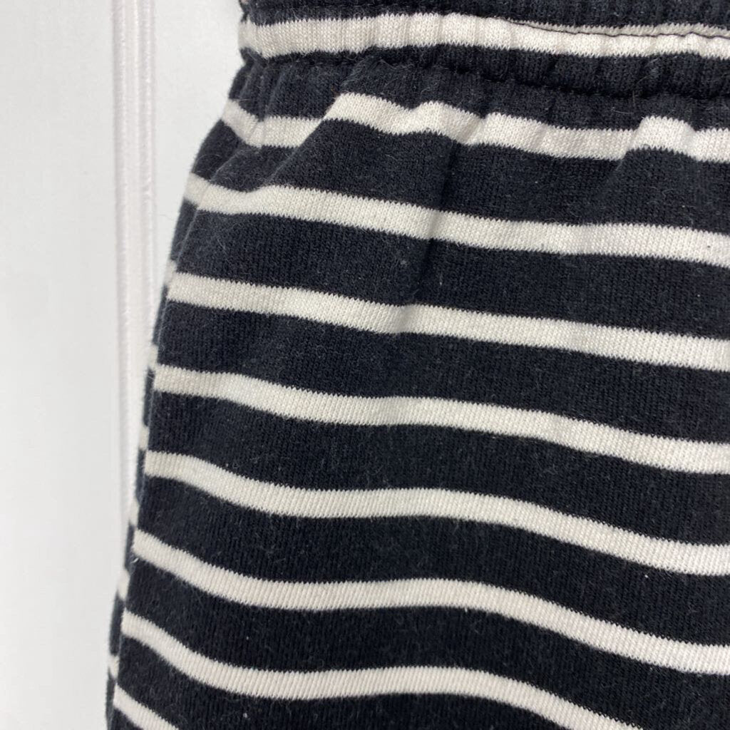 *DRAWSTRING FLEECE SHORTS