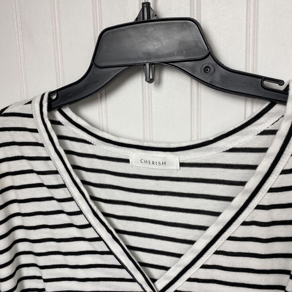 SHORT SLEEVE BUTTON UP TOP