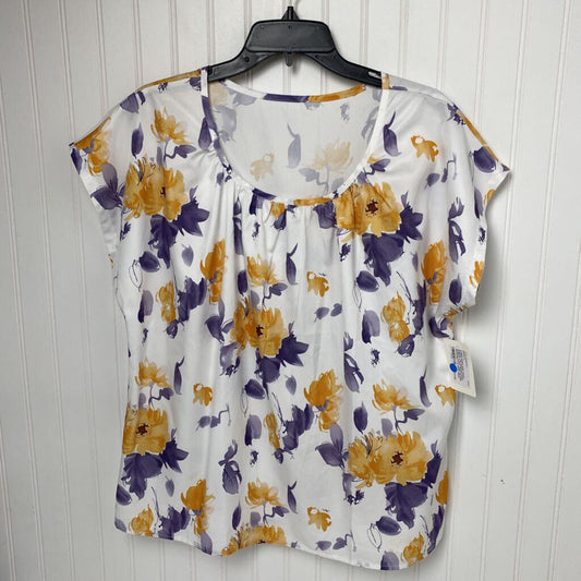 SHORT SLEEVE FLORAL PRINT BLOUSE