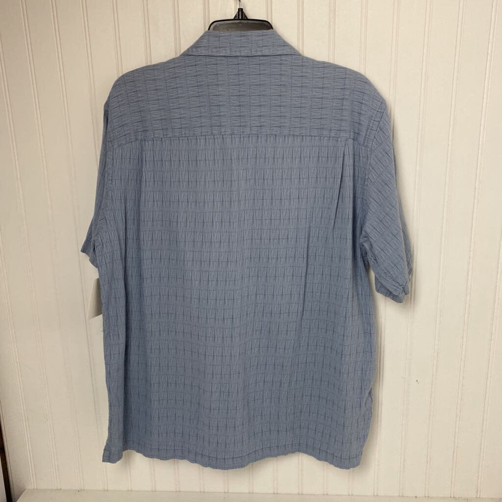 SHORT SLEEVE BUTTON UP SHIRT