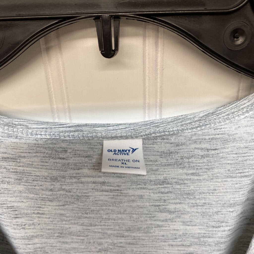 SLEEVELESS JUMPER