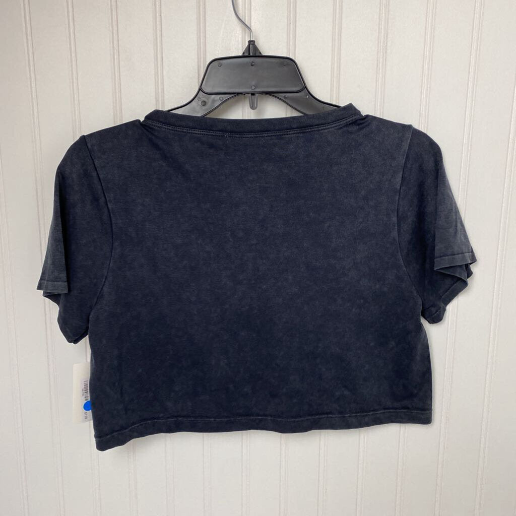 CROPPED SHORT SLEEVED