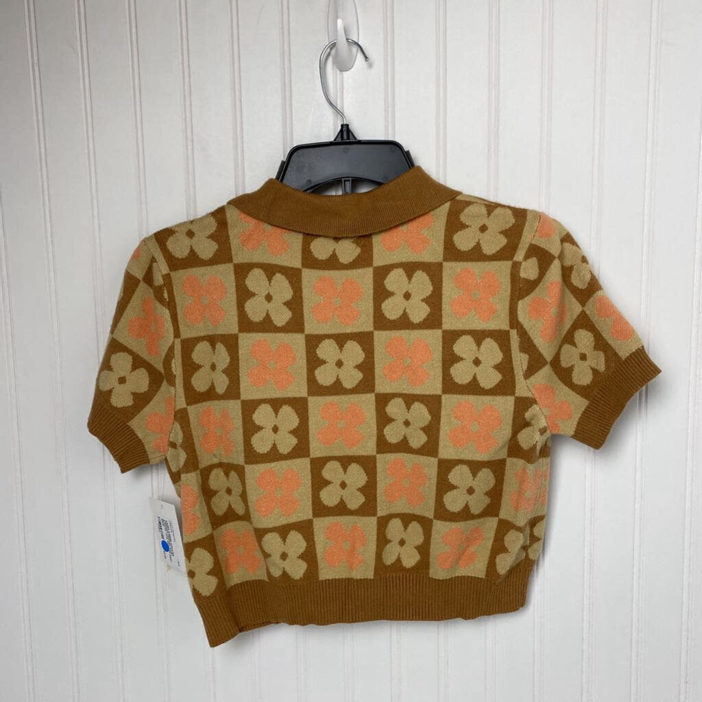 CROPPED SHORT SLEEVED