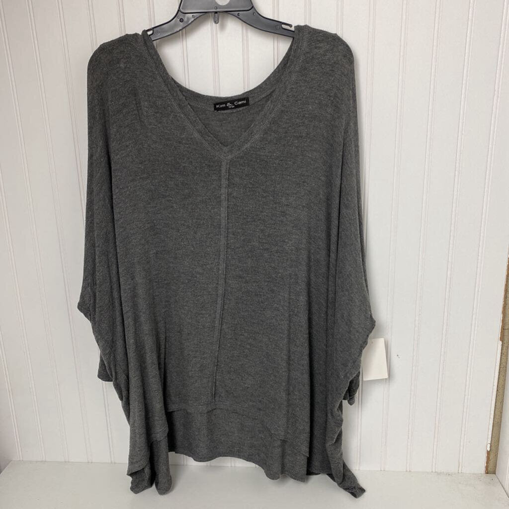 FLOWY LONG SLEEVED TOP