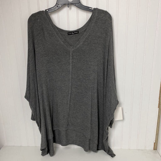 FLOWY LONG SLEEVED TOP