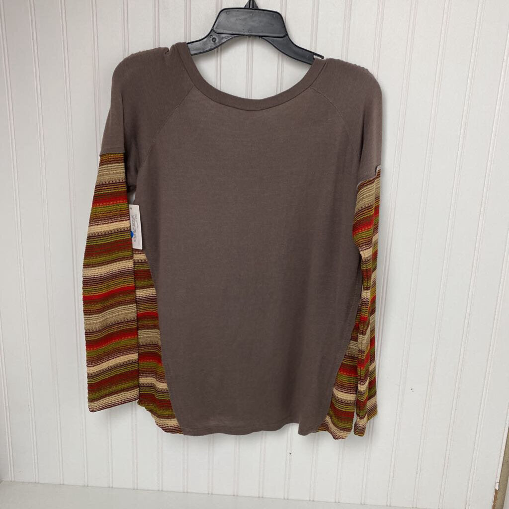 LONG SLEEVED TOP