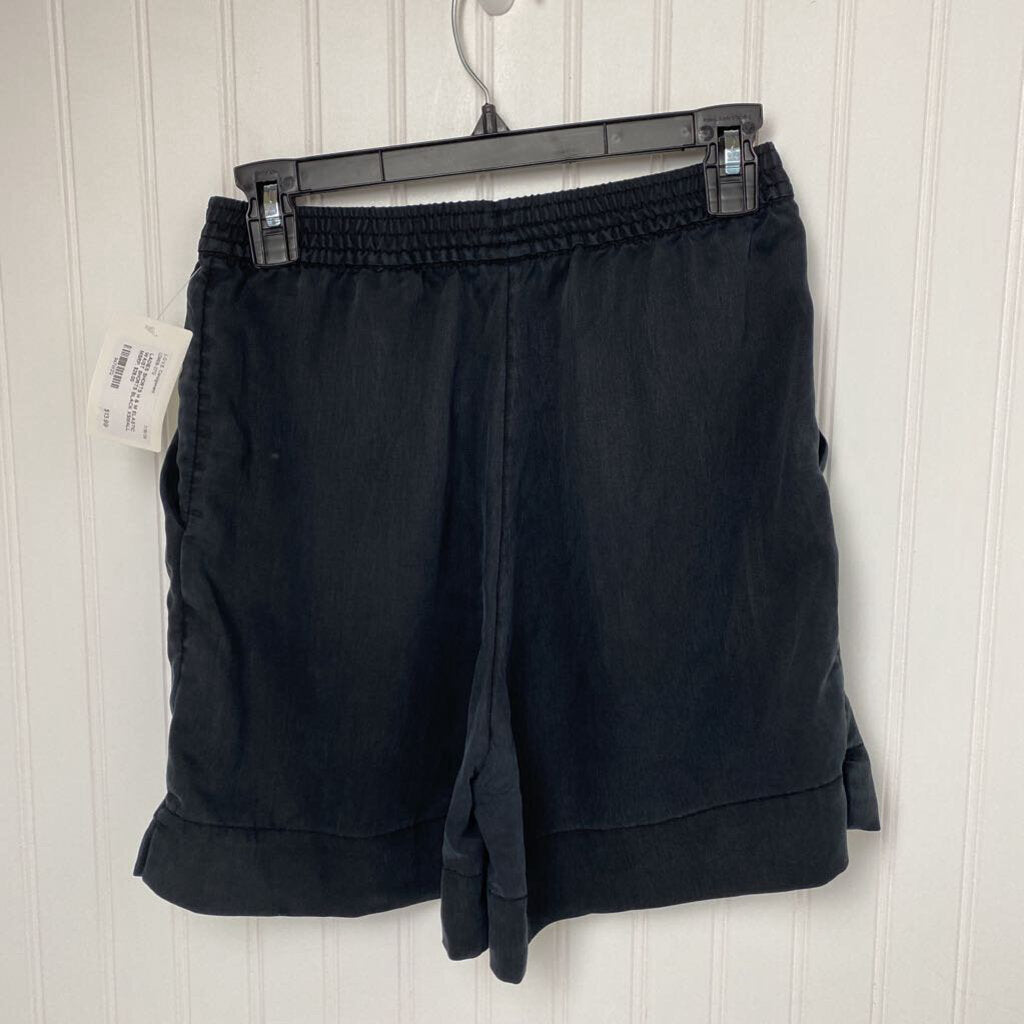 ELASTIC WAIST SHORTS