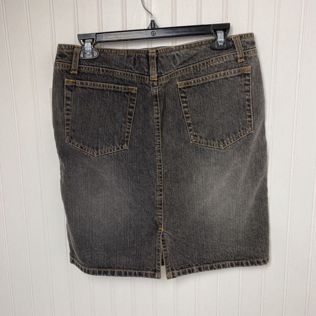 SIDE BUTTON DENIM SKIRT