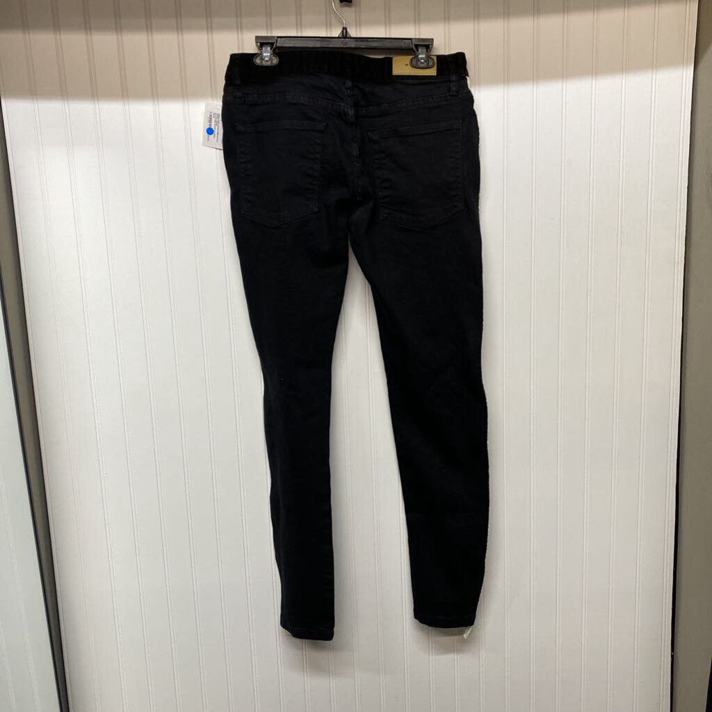 BLACK ZIPPER JEANS