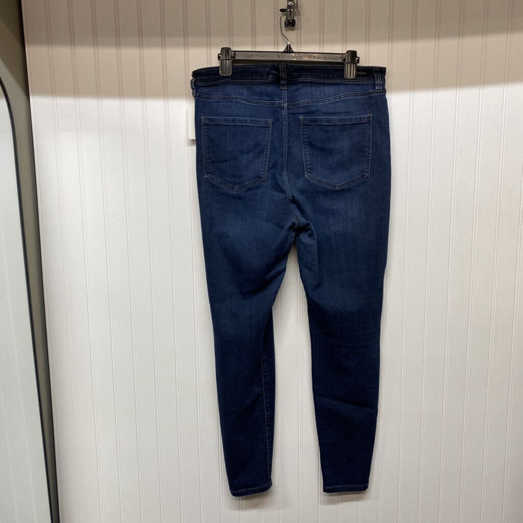 DENIM JEANS