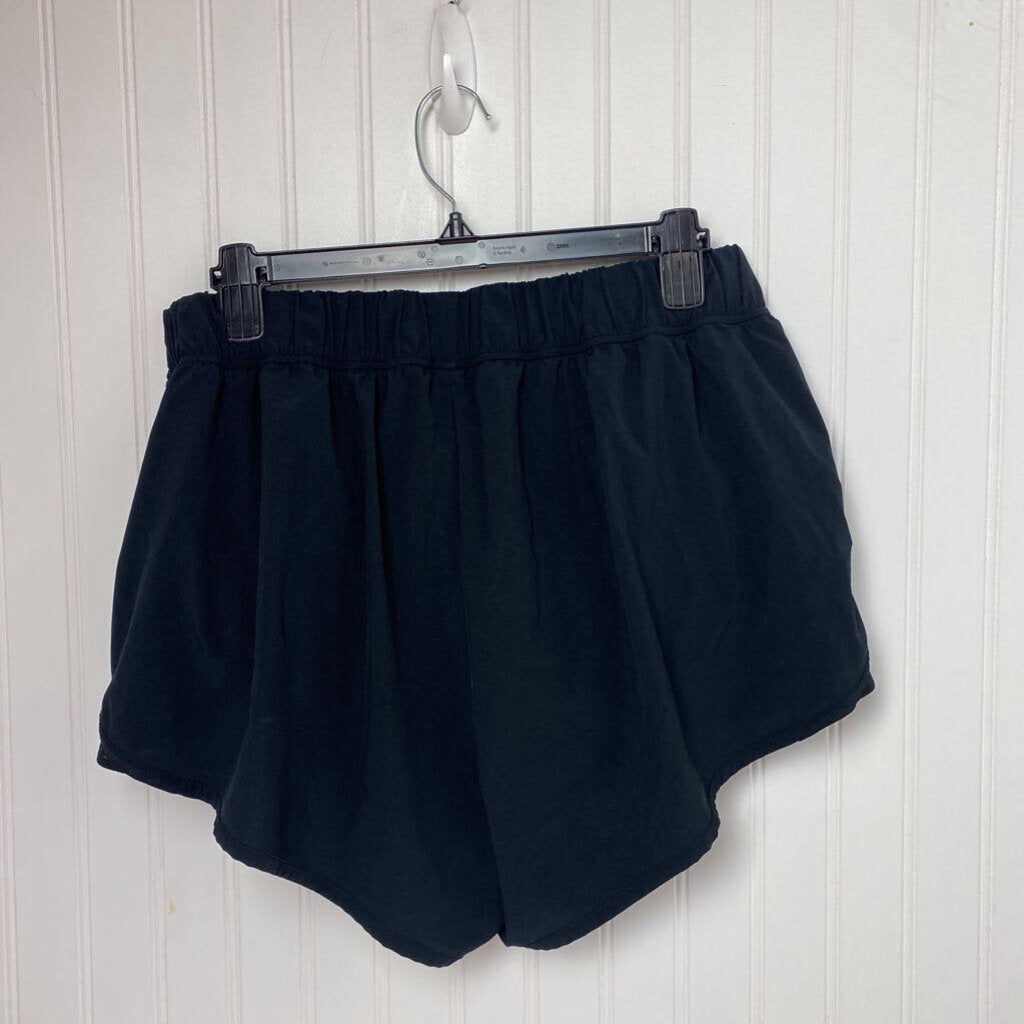 BLACK ACTIVE SHORTS