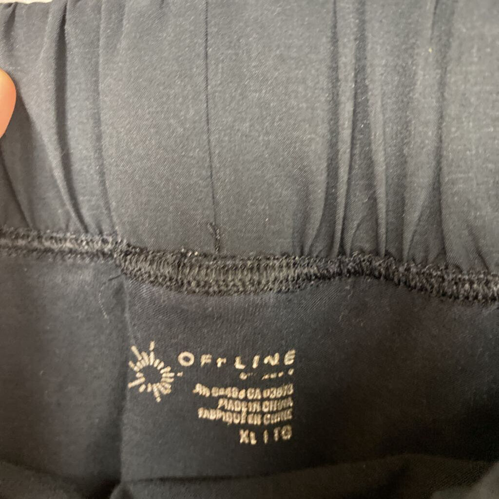 BLACK ACTIVE SHORTS