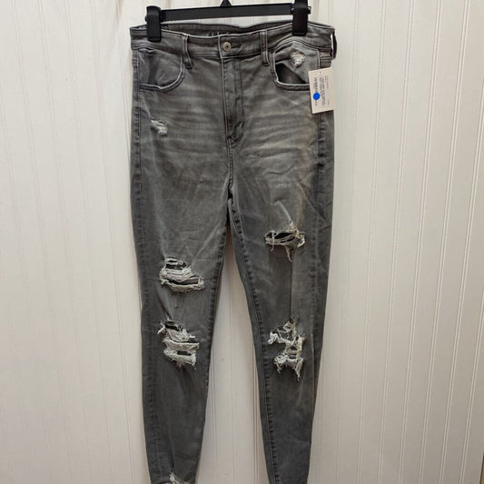 GRAY DISTRESSED JEANS