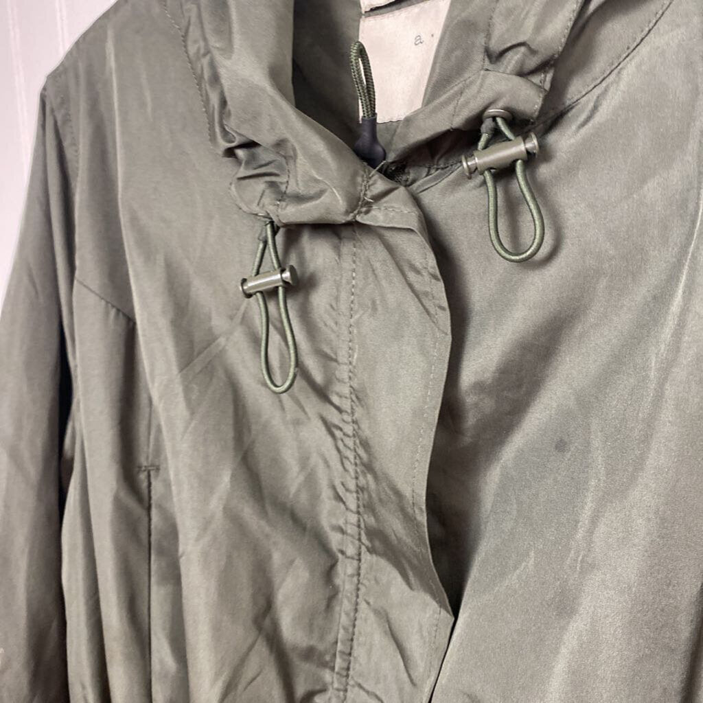 OLIVE RAIN COAT