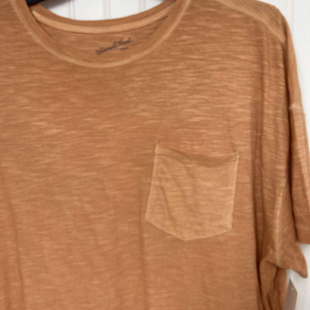 BASIC ORANGE SHIRT
