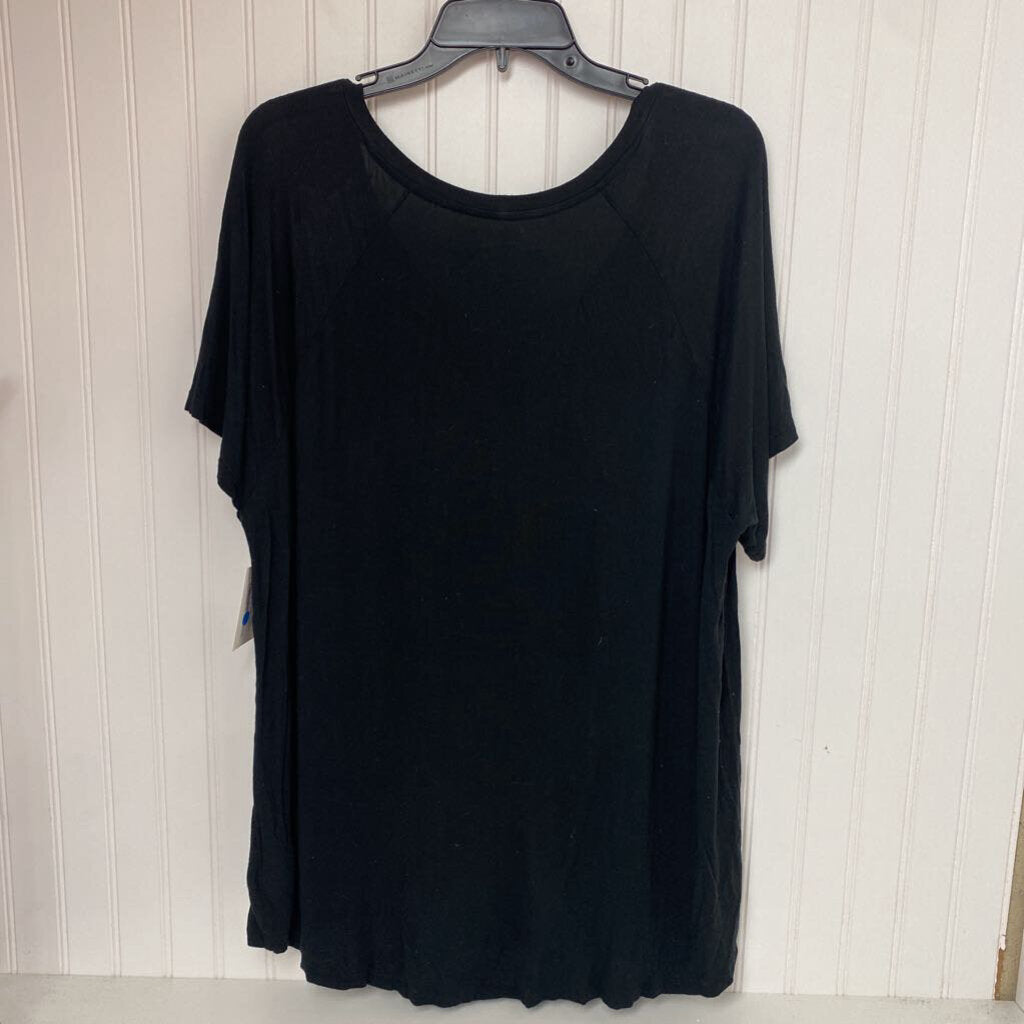 BASIC BLACK TOP