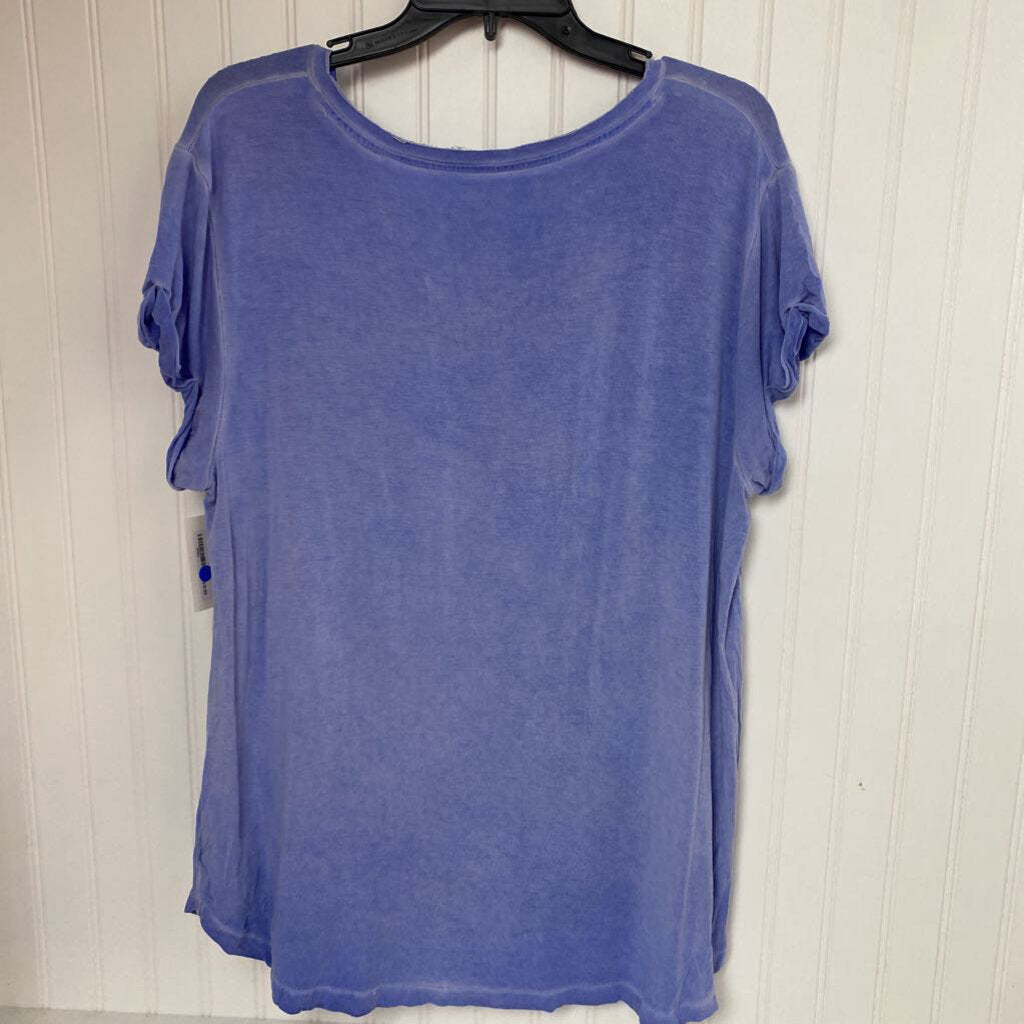 BASIC BLUE TOP