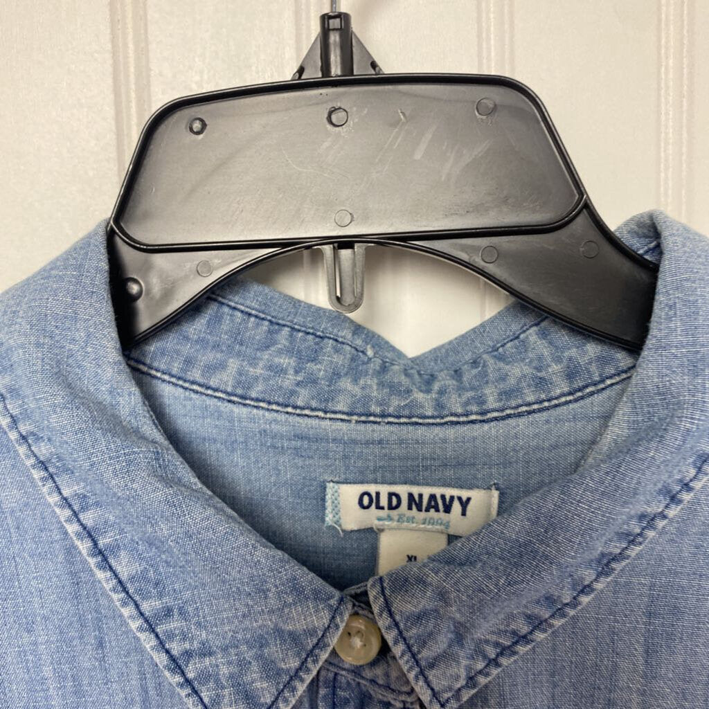 DENIM BUTTON UP