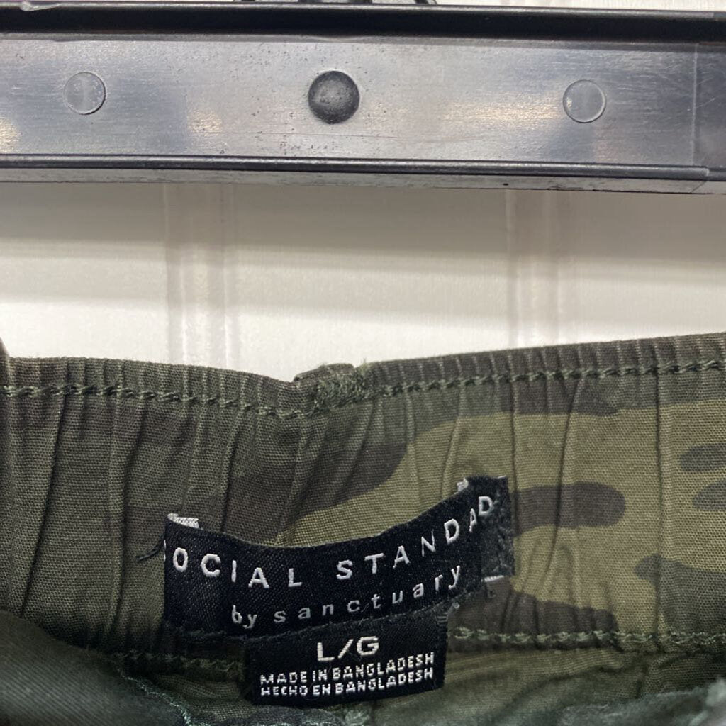 UTILITY SHORTS