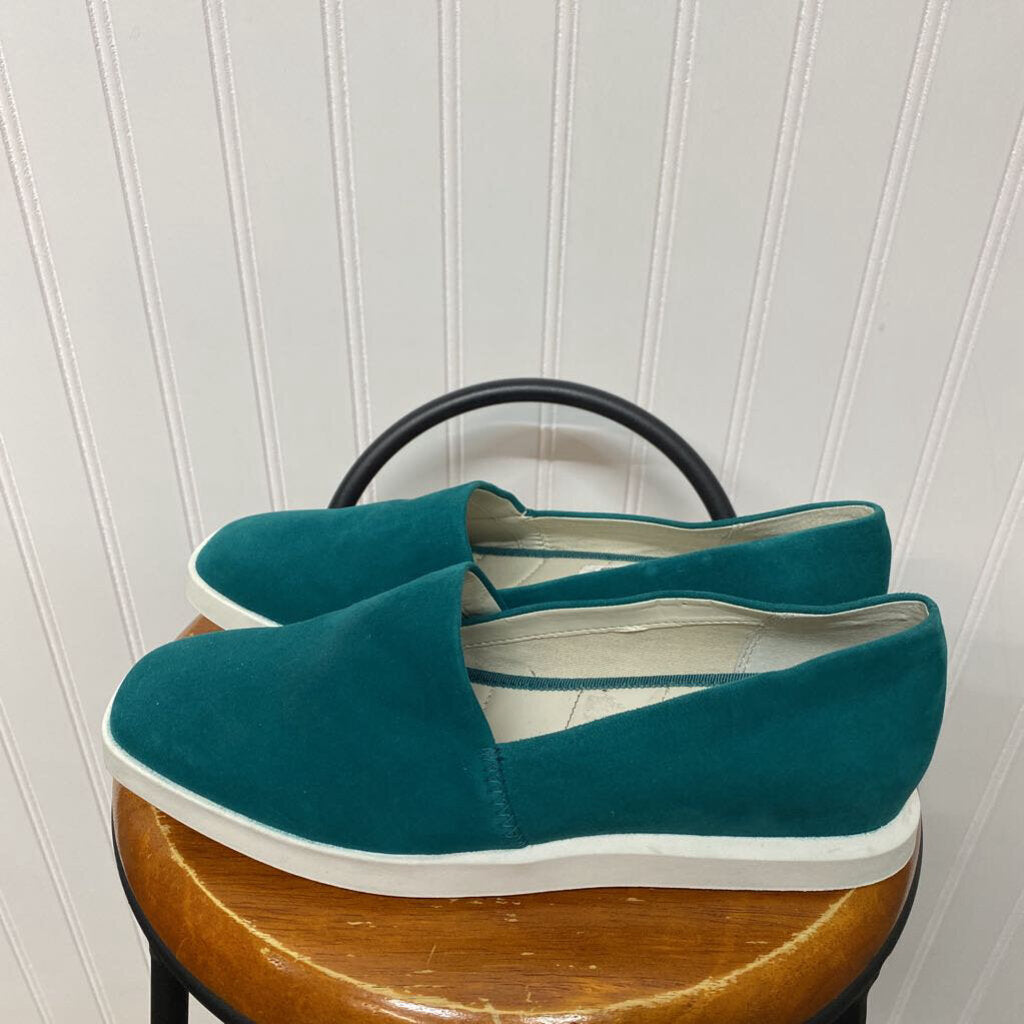 SLIP ON LOAFER