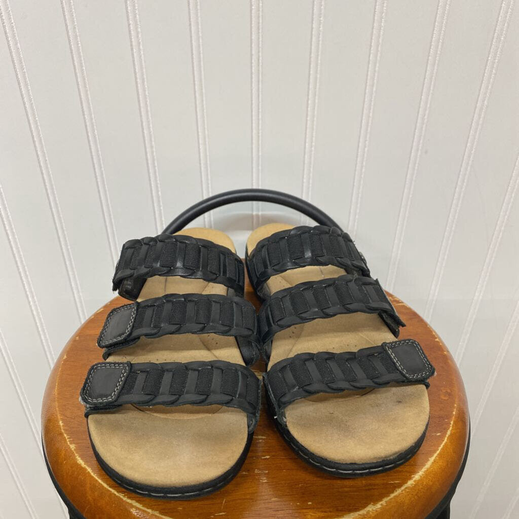 PLATFORM SANDALS