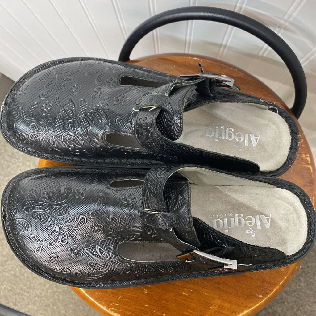 PLATFORM CLOGS
