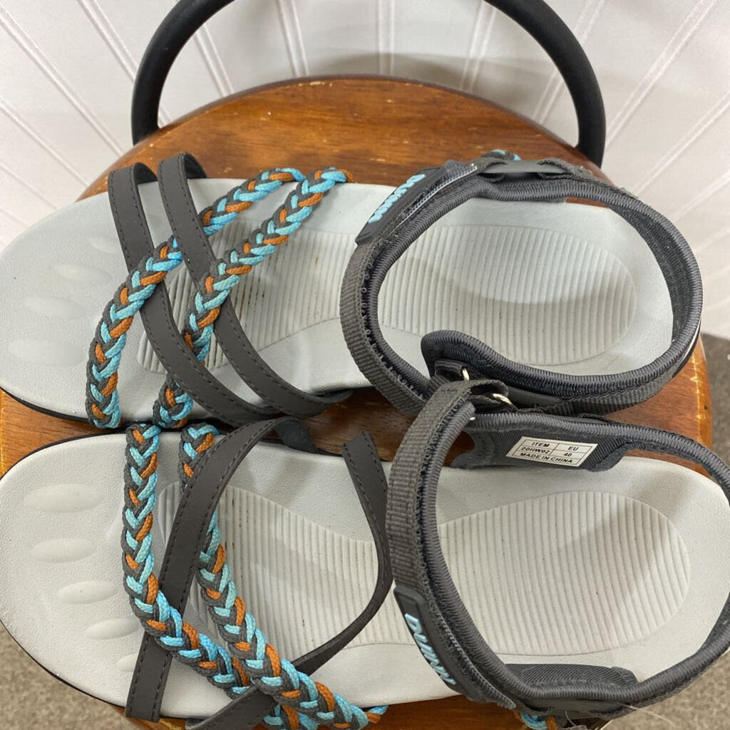 STRAPPED SANDLES