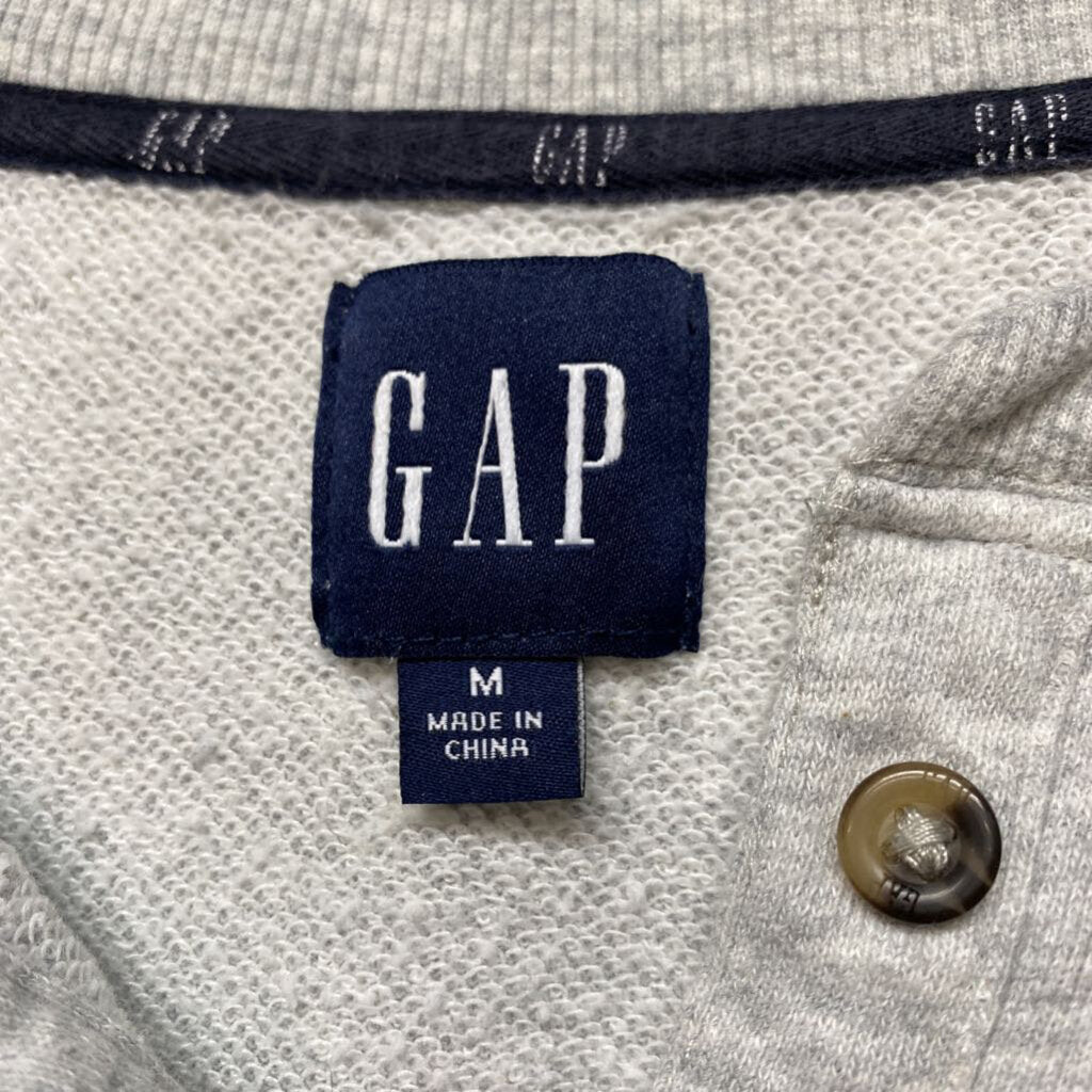 1/4 BUTTON SWEATSHIRT