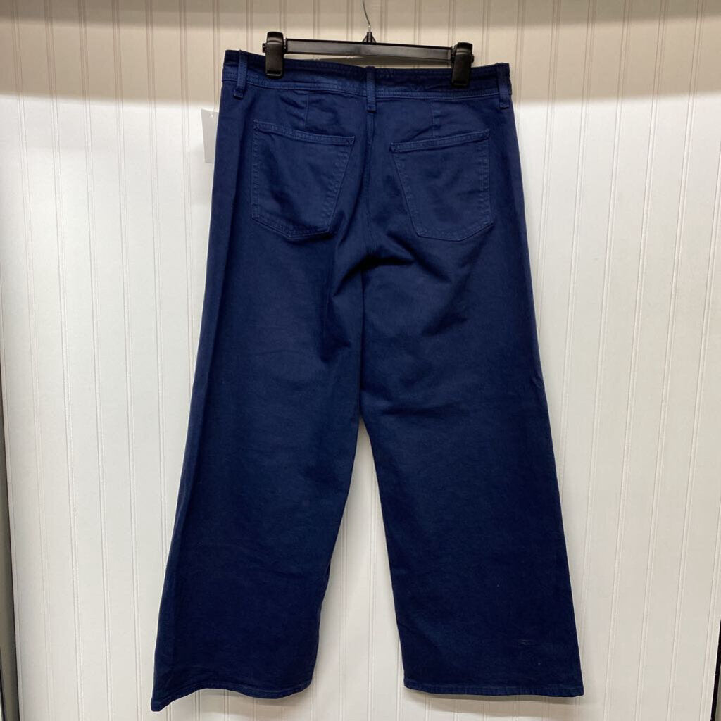 FLARED LEG JEANS