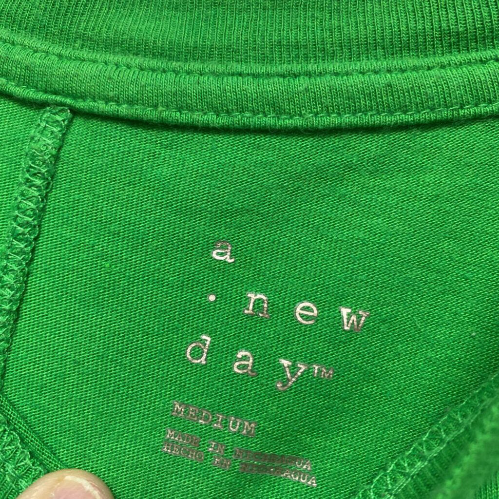 SLEEVELESS T SHIRT