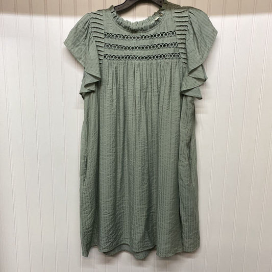 RUFFLED SLEEVED DRESS