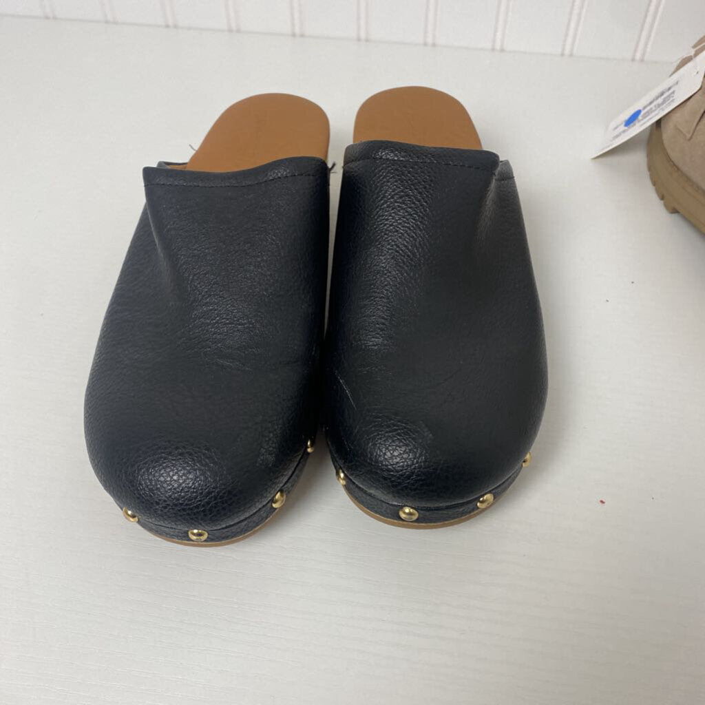 BLACK MULES