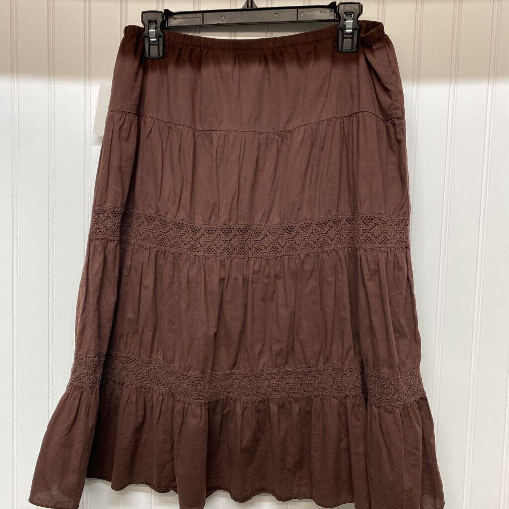 SHORT THREE TIERRED SKIRT