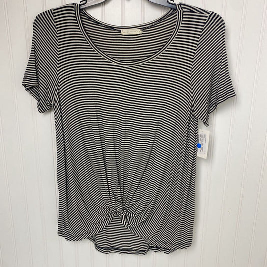 STRIPED SHORT SLEEVED