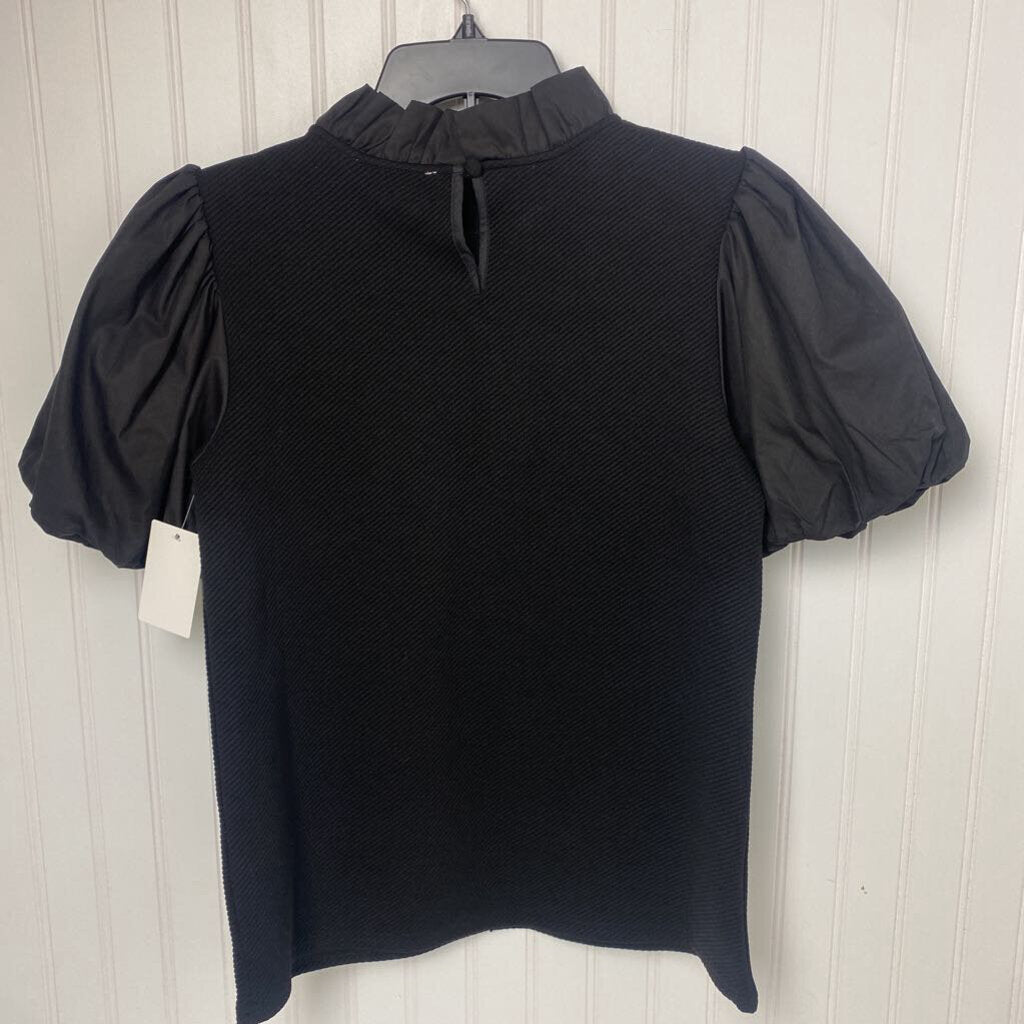 PUFFY SHORT SLEEVED TOP