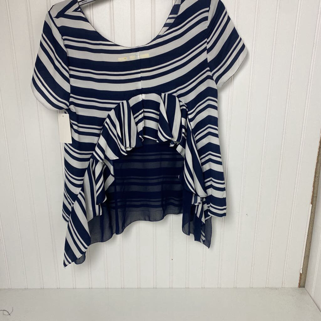 SHEAR SHORT SLEEVED TOP