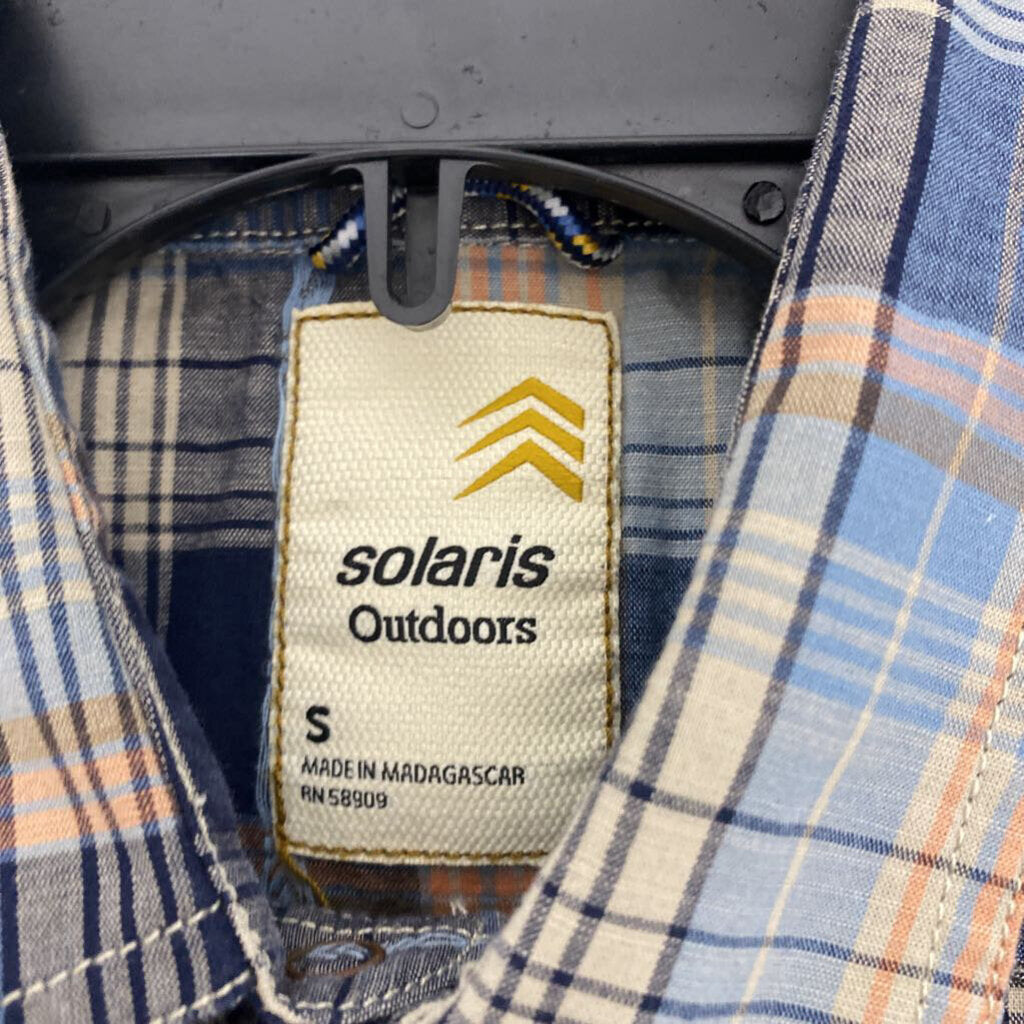 BUTTON UP SHIRT