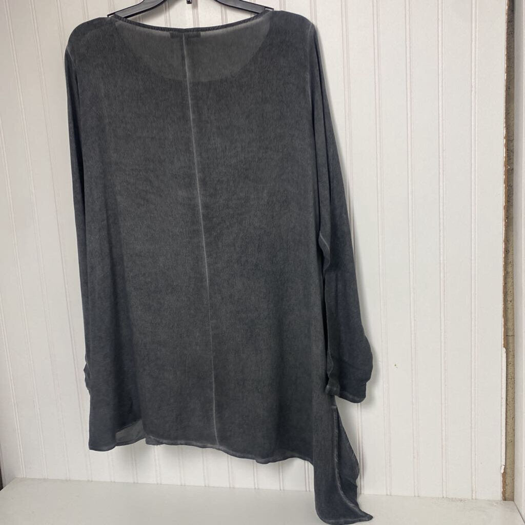 LONG SLEEVE TOP