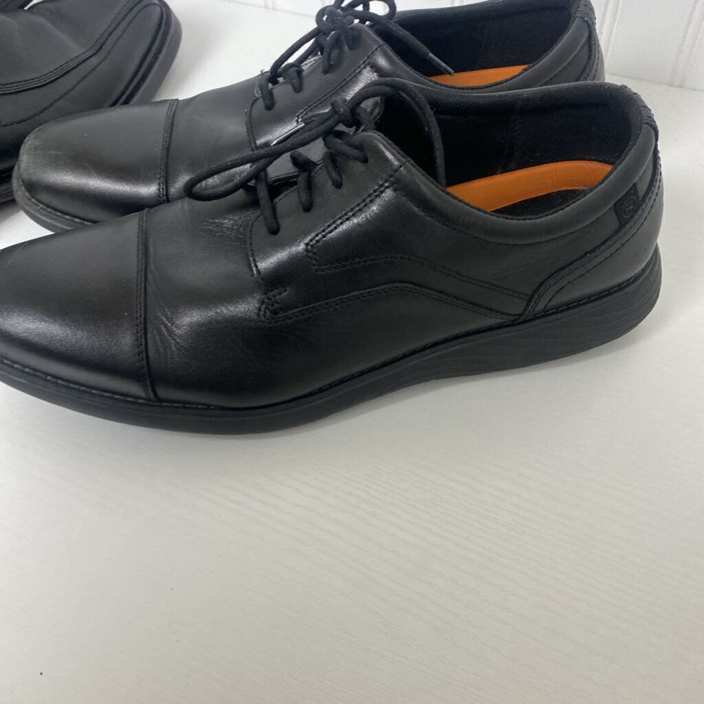 DRESS SHOES