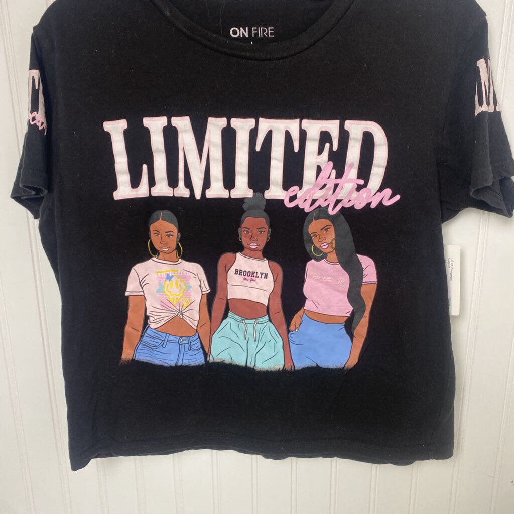 GRAPHIC TEE