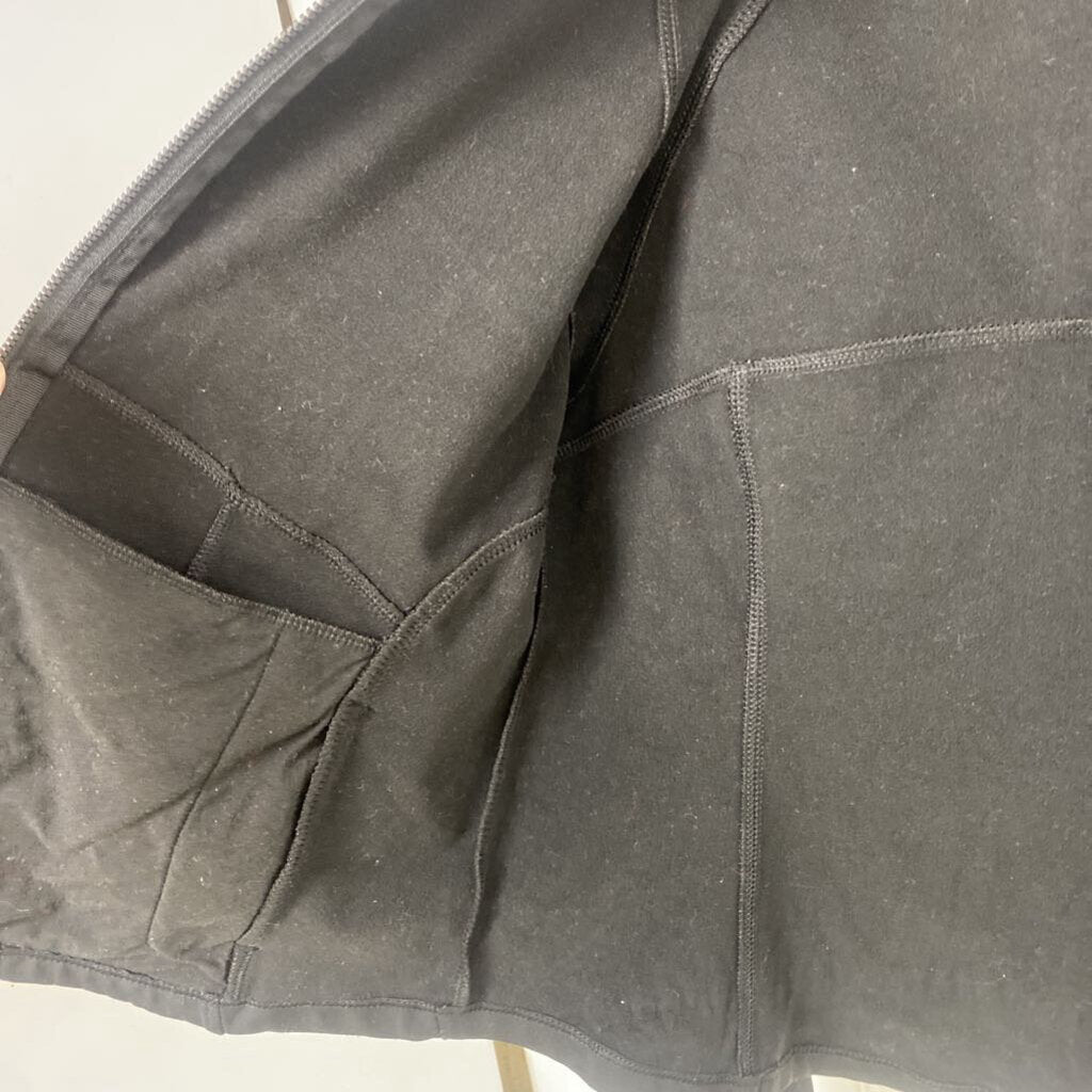 ACTIVE JACKET