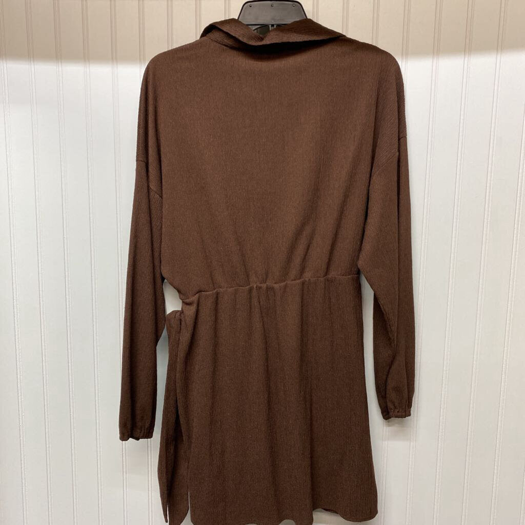 SHORT EVERYDAY DRESS