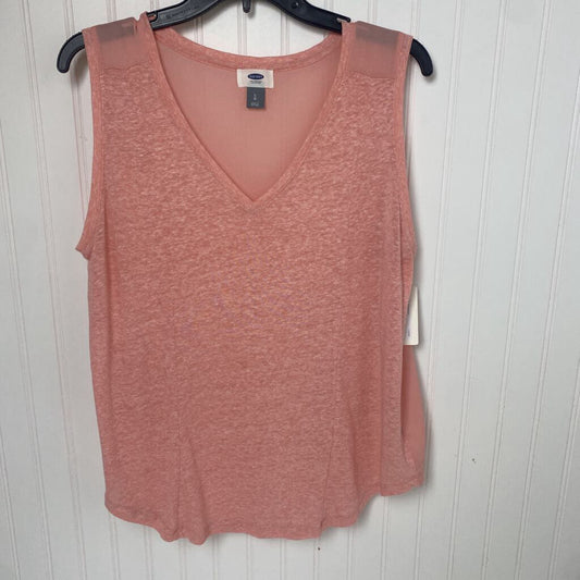 SHEAR BACK SLEEVLESS TOP